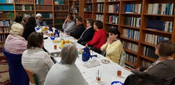 جلسه دیالوگ وگفتگو بین کشیش واعضای کلیسای اعظم تمپل هوف وامام مرکز اسلامی برلین در آستانه کریسمس وسال نومیلادی ۲۰۱۹