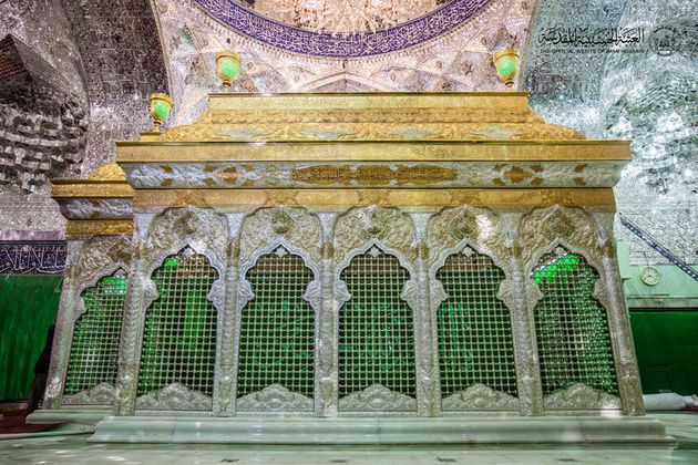 The Exalted Sacrifices Of Imam Hossein(A.S) And Hazart Abraham