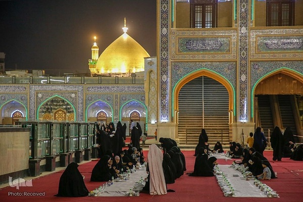 Iftar Banquets at Imam Ali (AS) Shrine