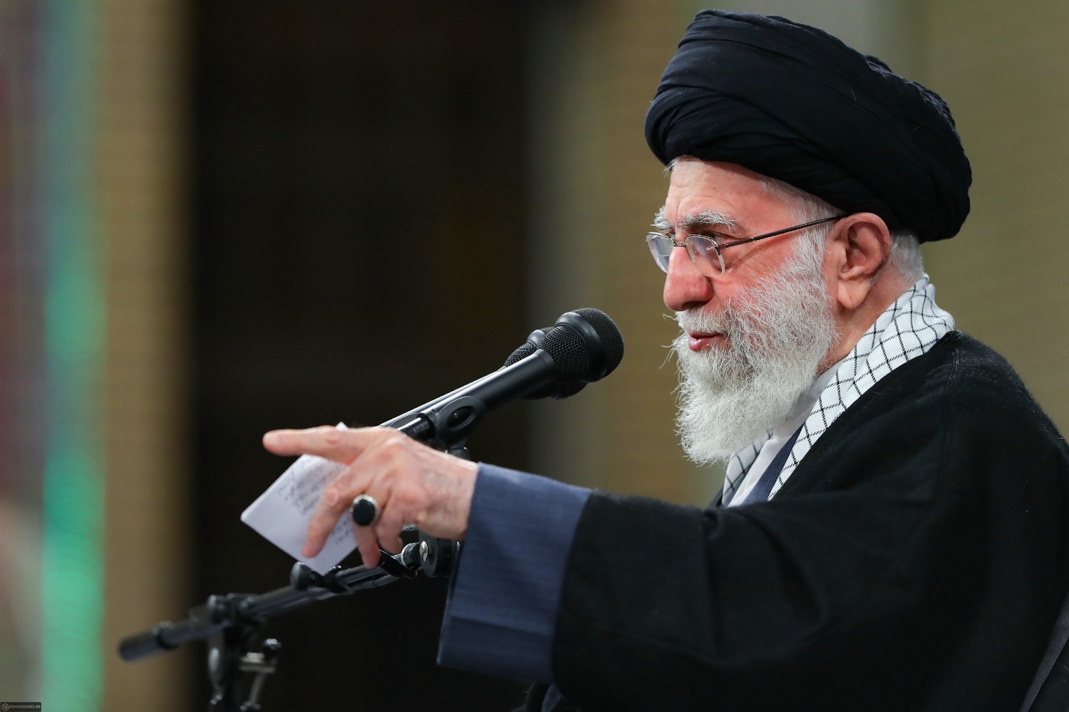 Imam Khamenei: “Propaganda” at core of enemy’s schemes in recent riots & “jihad of clarification” the way to fight it