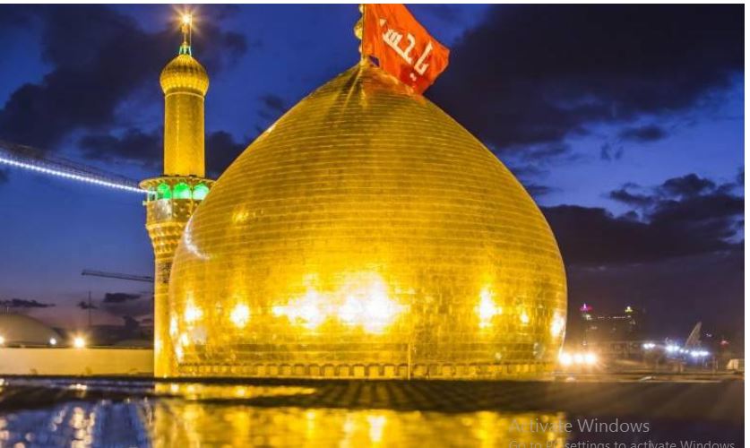 Preparations for changing flag of Imam Hussain’s (A.S) holy shrine on the eve of Muharram