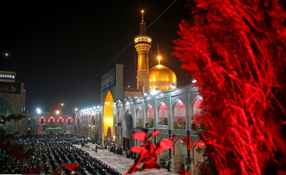 عبادت امام رضا علیه السلام