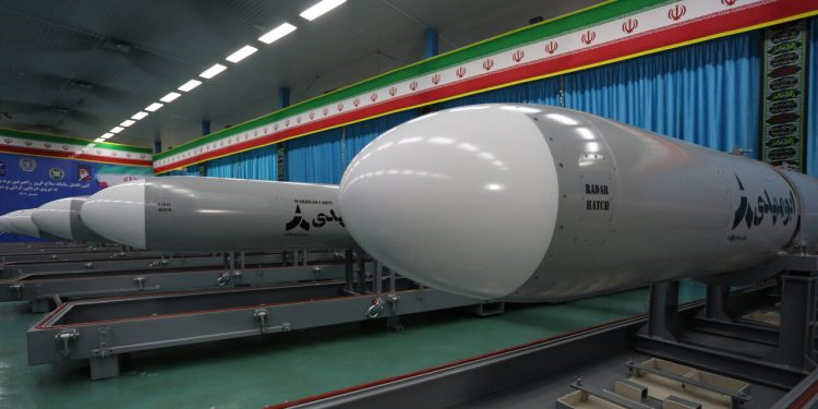 ایران هوشیار است.